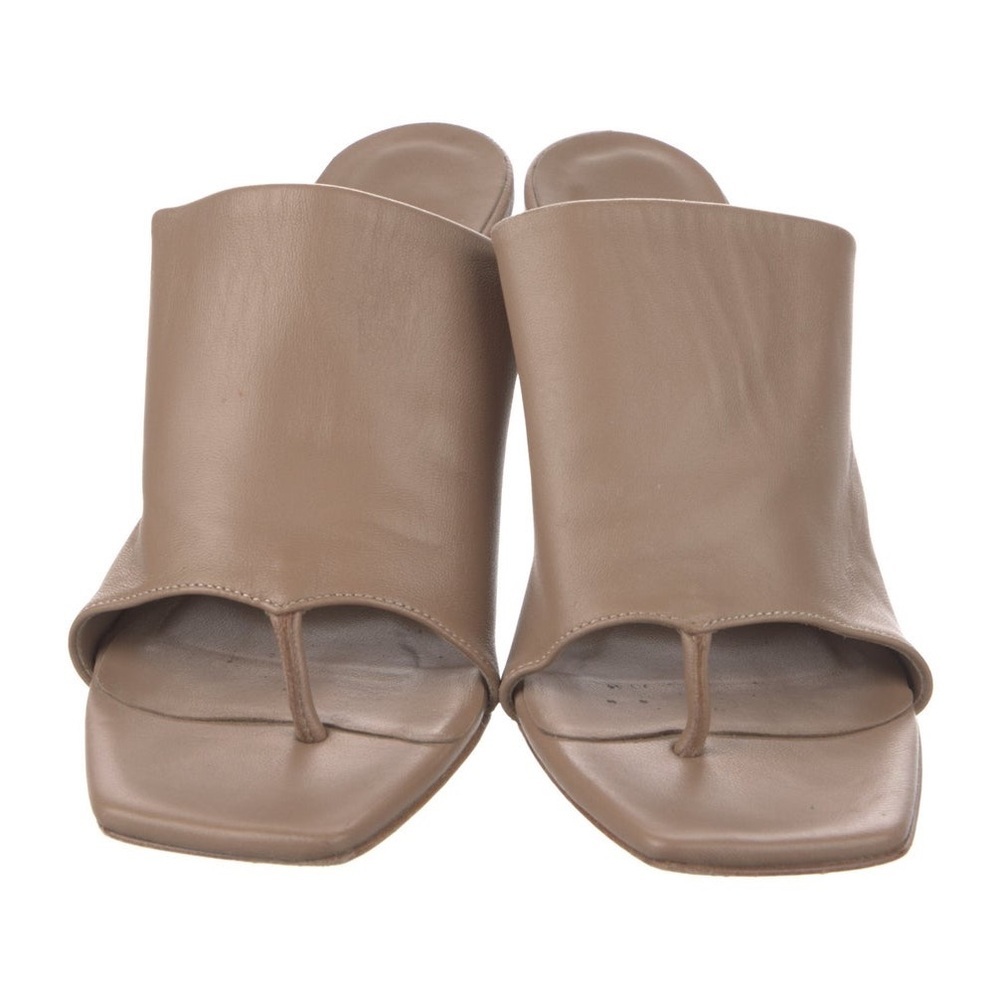NWT GIA x Pernille Teisbaek Women’s Brown Slip On Heels Size 37